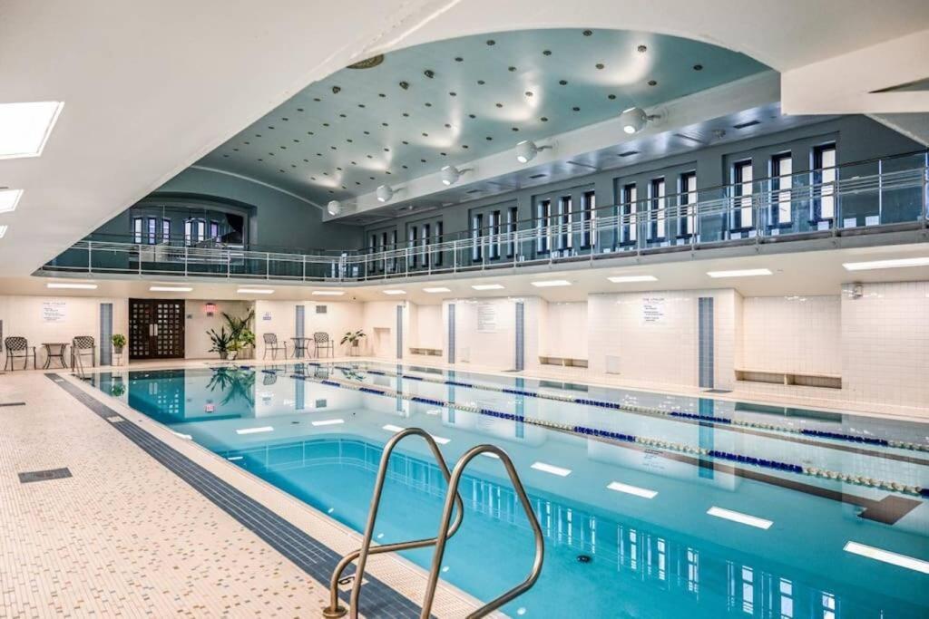Apartamento 2Br Unit In The Heart Of Dt On Playhouse Square, With Pool And Gym Access-1106 Cleveland Exterior foto