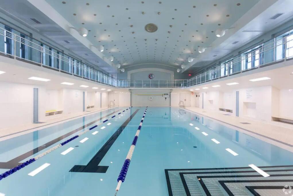 Apartamento 2Br Unit In The Heart Of Dt On Playhouse Square, With Pool And Gym Access-1106 Cleveland Exterior foto