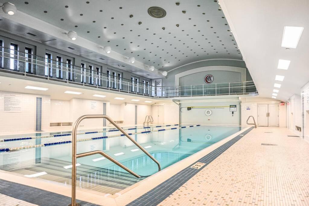 Apartamento 2Br Unit In The Heart Of Dt On Playhouse Square, With Pool And Gym Access-1106 Cleveland Exterior foto